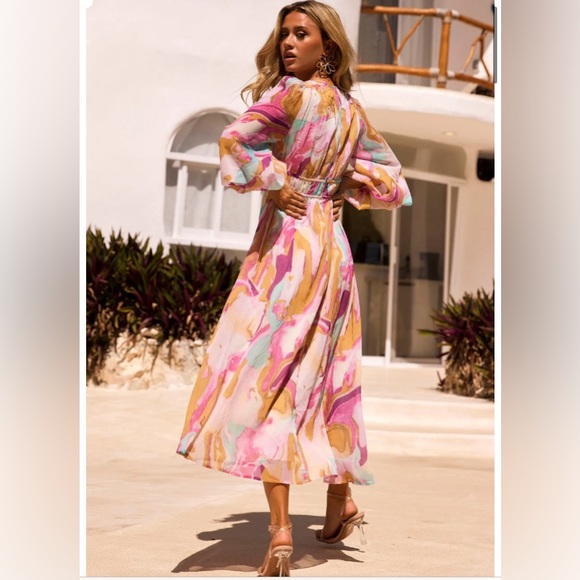 Sage & Paige NWT Size Medium Midi Dress - Picture 3 of 4